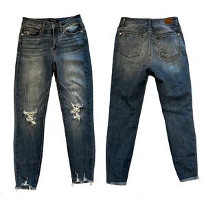 JUDY BLUE Jeans Women’s 5/27 Blue Skinny Fit Distressed Raw Hem LIKE NEW